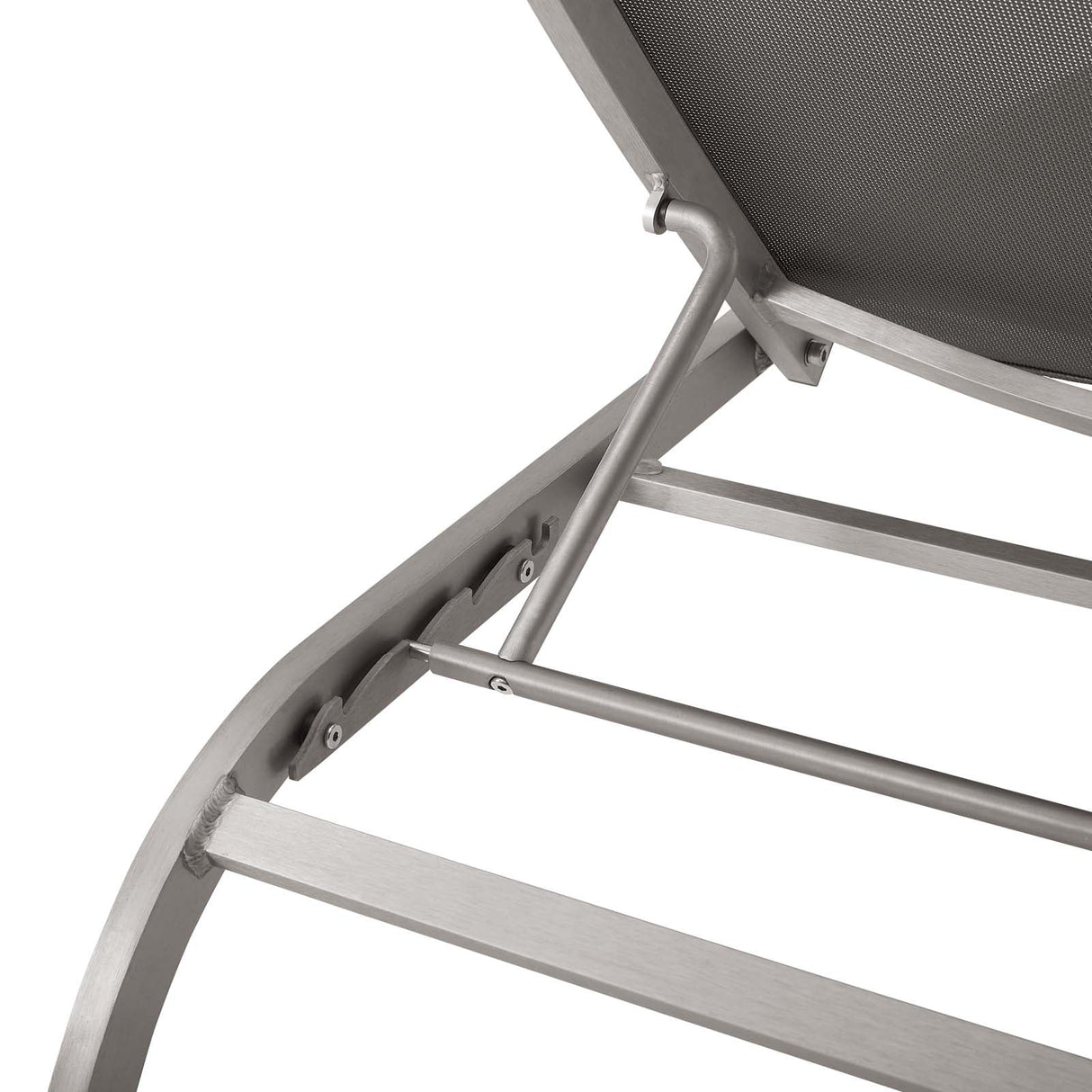 Savannah Mesh Chaise Outdoor Patio Aluminum Lounge Chair - Vintage Glamour & Weather-Resistant
