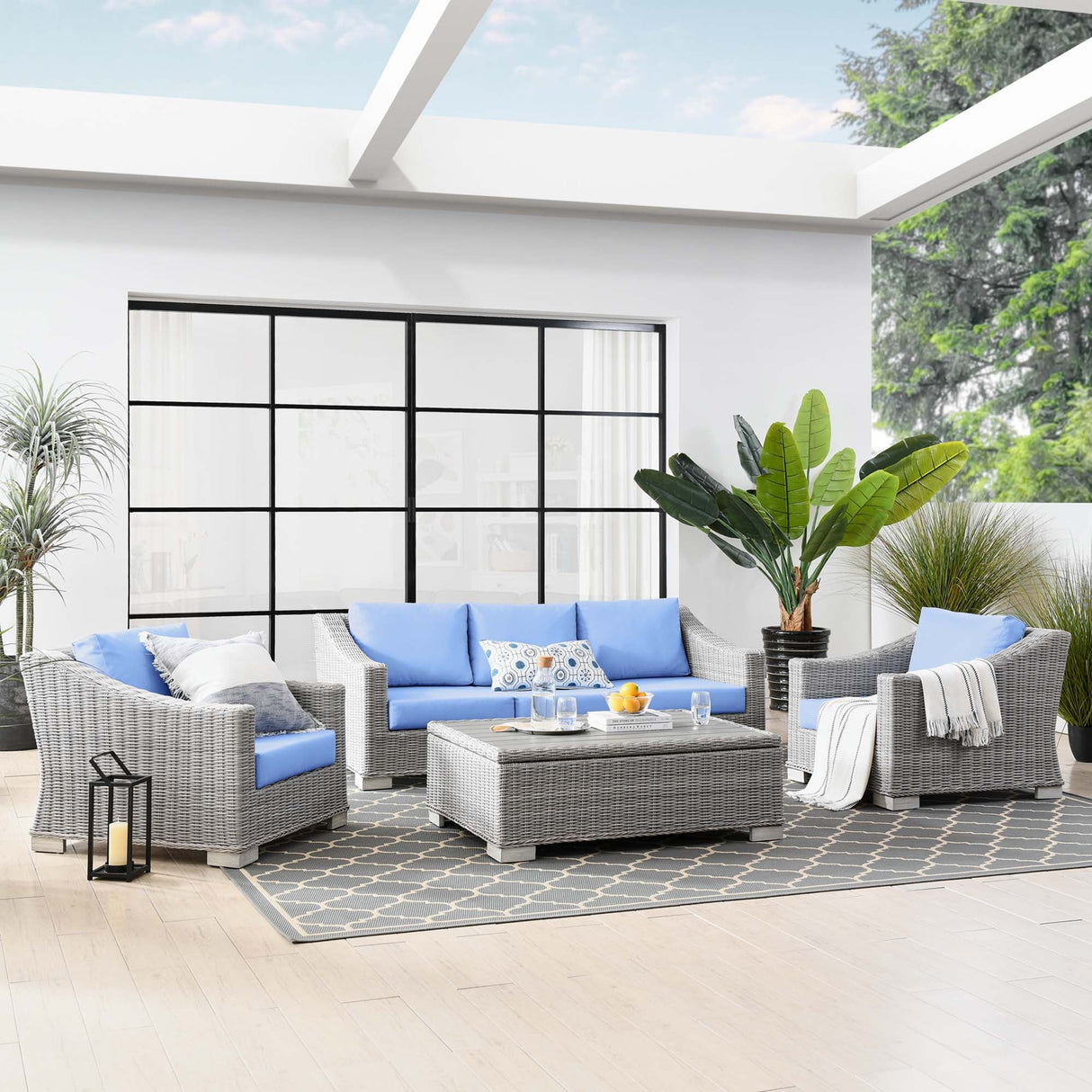 Conway 4-Piece Outdoor Patio Wicker Rattan Furniture Set - Modern Coastal & UV-Resistant Synthetic Wicker