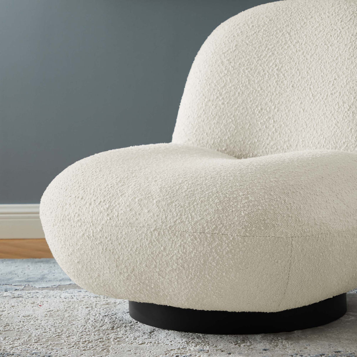 Kindred Boucle Upholstered Swivel Chair - Mid-Century Modern & 360-Degree Function