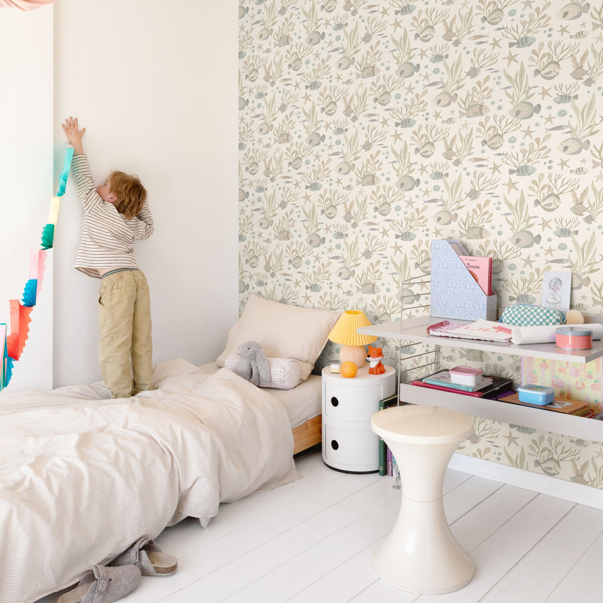 Galerie Little Dreamers Photographic All-over Print Wallpaper