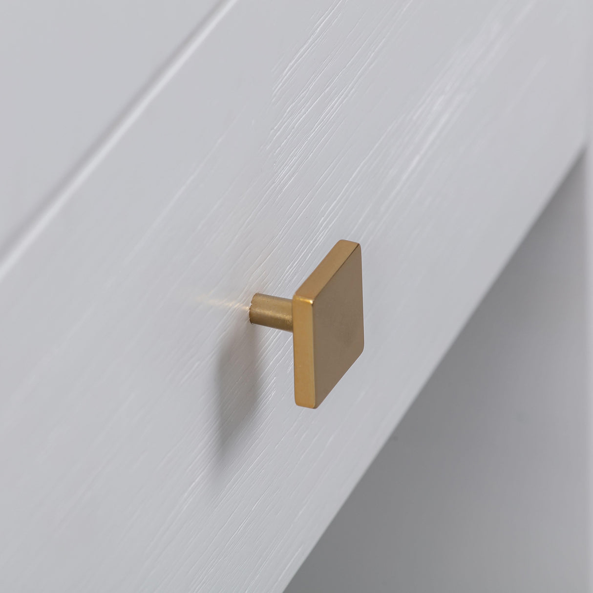 Hump 26" Arched Nightstand With Drawer