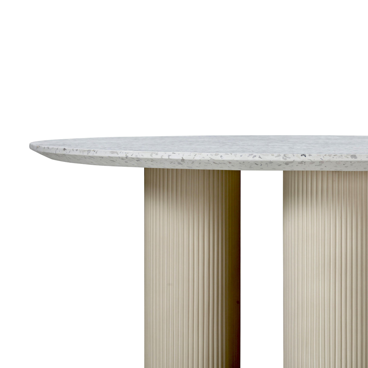 Parcino 47" Faux Terrazzo Concrete Indoor / Outdoor Round Dining Table