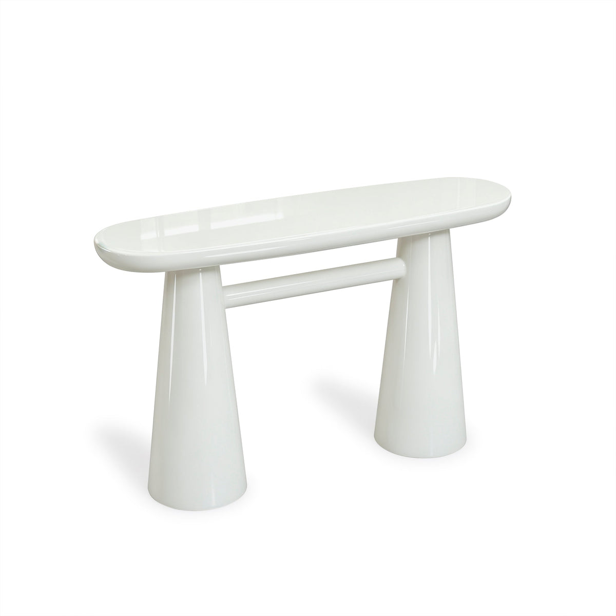 Detail view of rounded edges on Baila high-gloss lacquer console tabletop