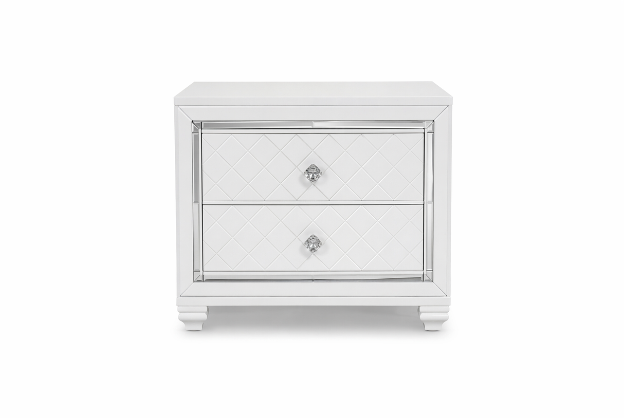 Shiney White Finish Bedroom Set with LED Headboard & Storage