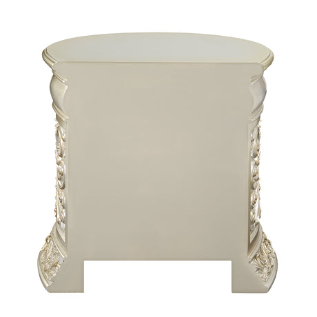 Sorina Regal Bedroom Collection