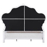 Latisha Traditional Bedroom Collection