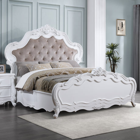 Latisha Traditional Bedroom Collection