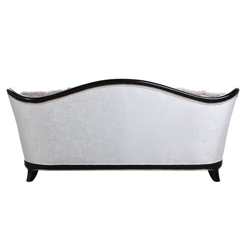 Nurmive Cabriole Living Room Collection