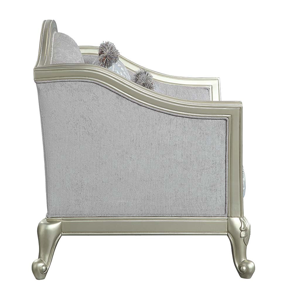 Qunsia French-Inspired Loveseat